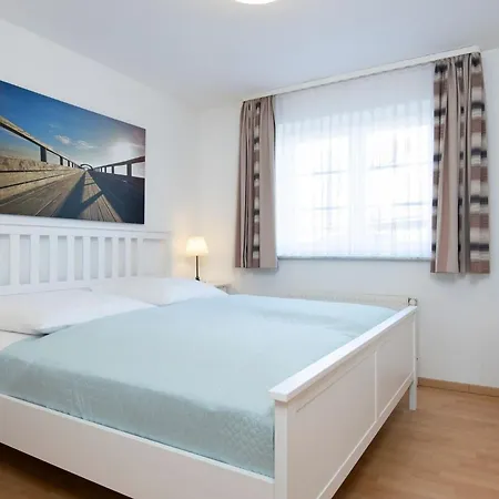 Apartmenthaus Tiemann 2 *